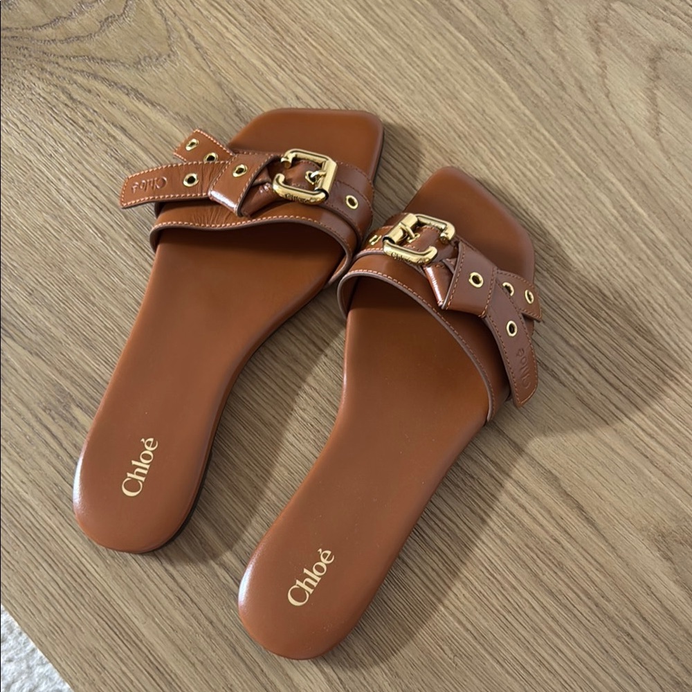 Chloe Mae slide